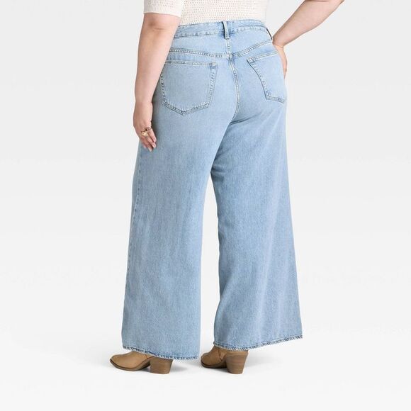 Universal Thread - Women's Highest-Rise Palazzo Wide Leg Jeans - Univ Light Wash - Picture 2 of 3